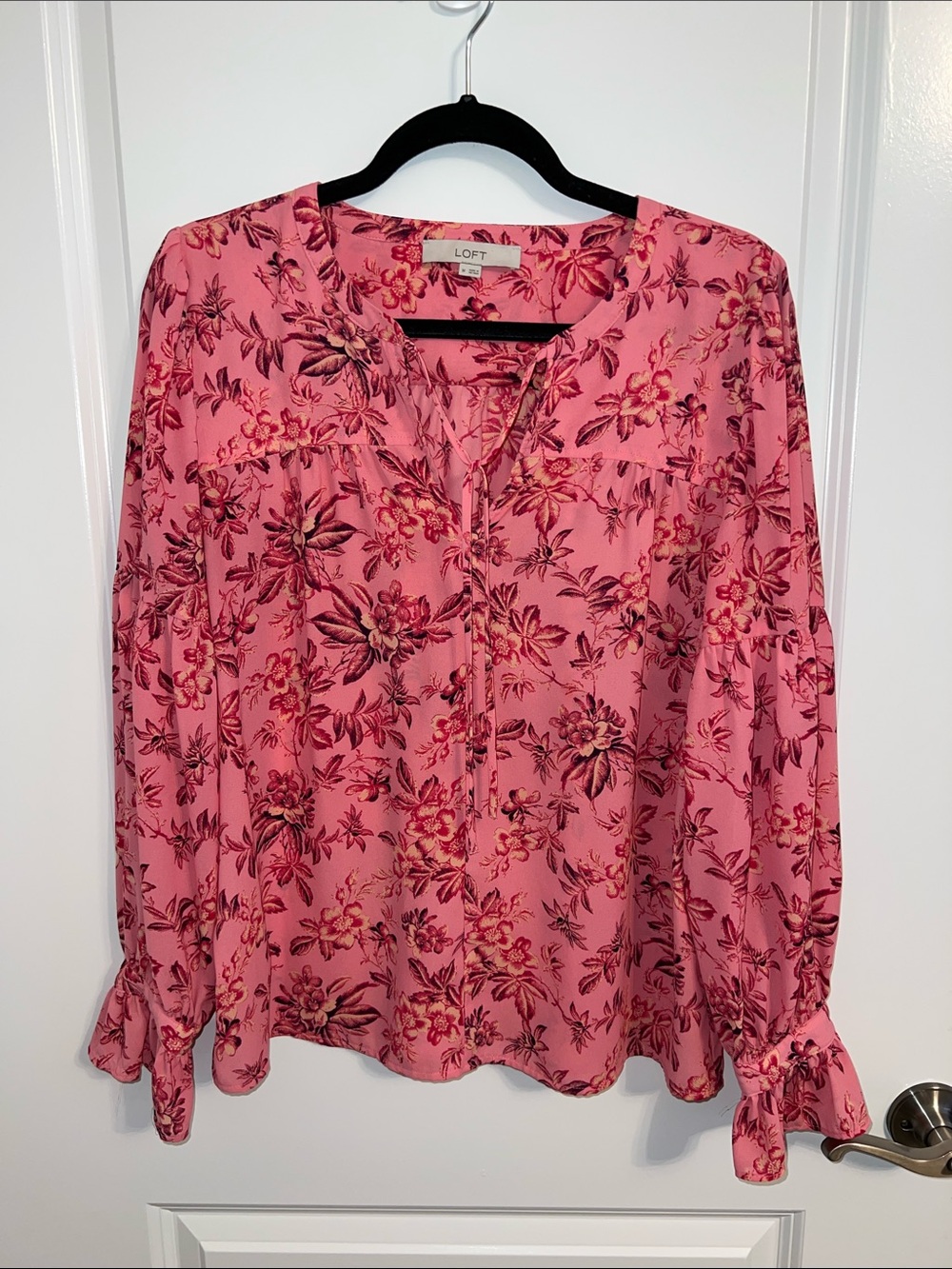 LOFT Pink Floral Long Sleeve V-Neck Blouse